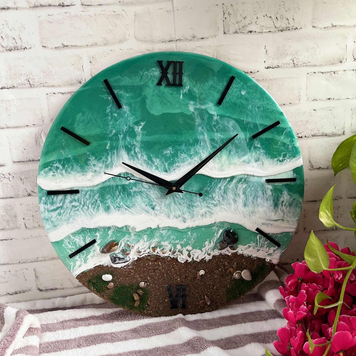 Beach Waves Ocean Resin Wall Clock