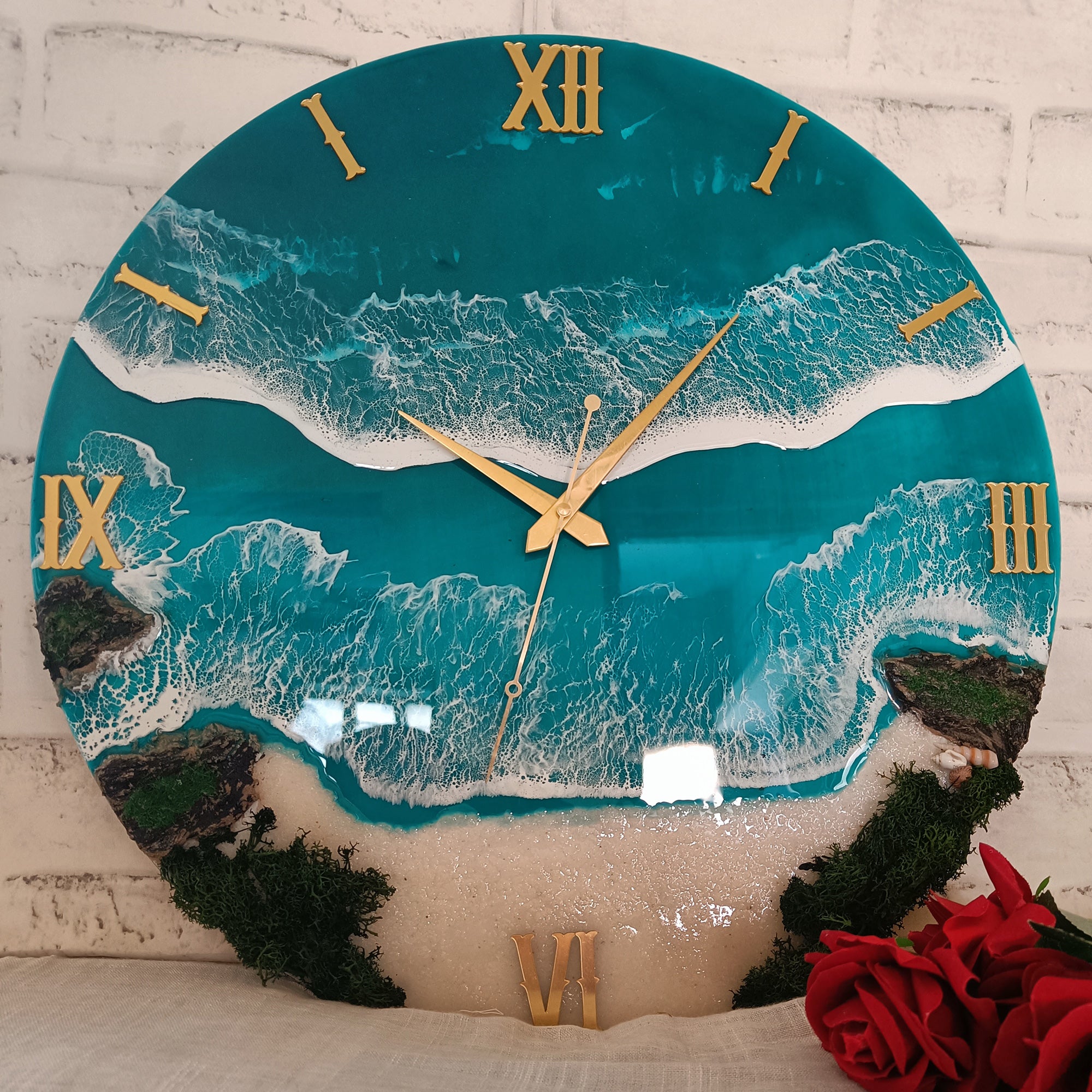 Light Green Sea Epoxy Resin Wall Clock