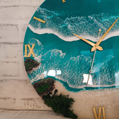 Light Green Sea Epoxy Resin Wall Clock