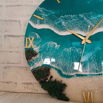 Light Green Sea Epoxy Resin Wall Clock