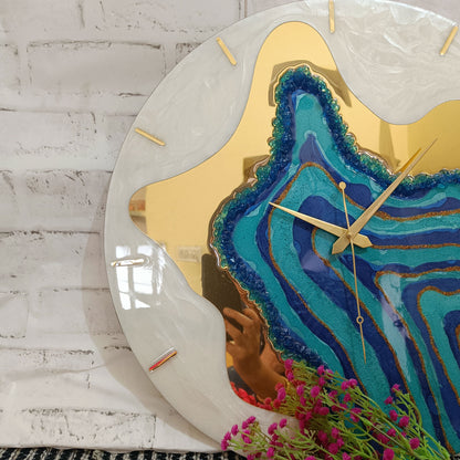 Multicolor Epoxy Resin With Golden Acrylic Wall Clock