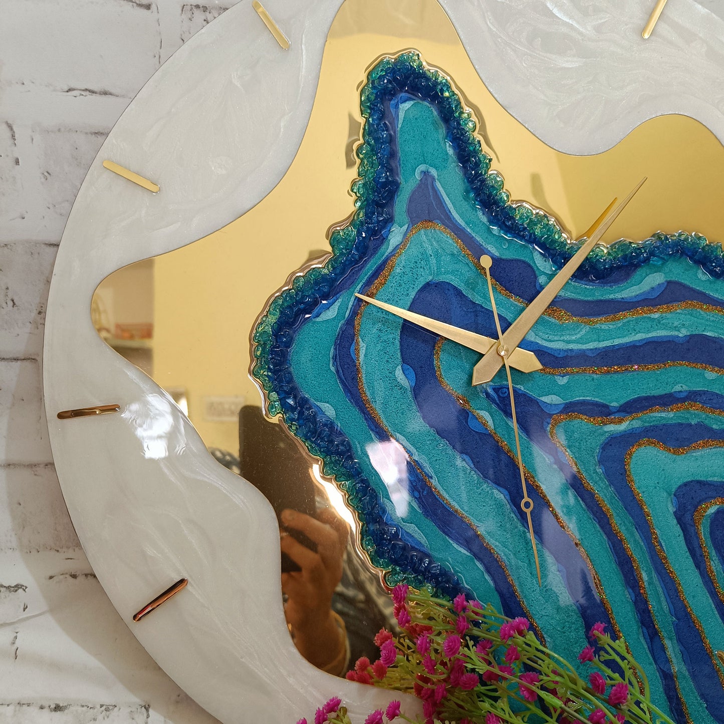 Multicolor Epoxy Resin With Golden Acrylic Wall Clock