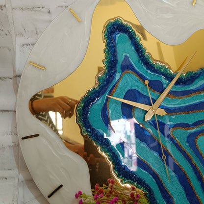 Multicolor Epoxy Resin With Golden Acrylic Wall Clock