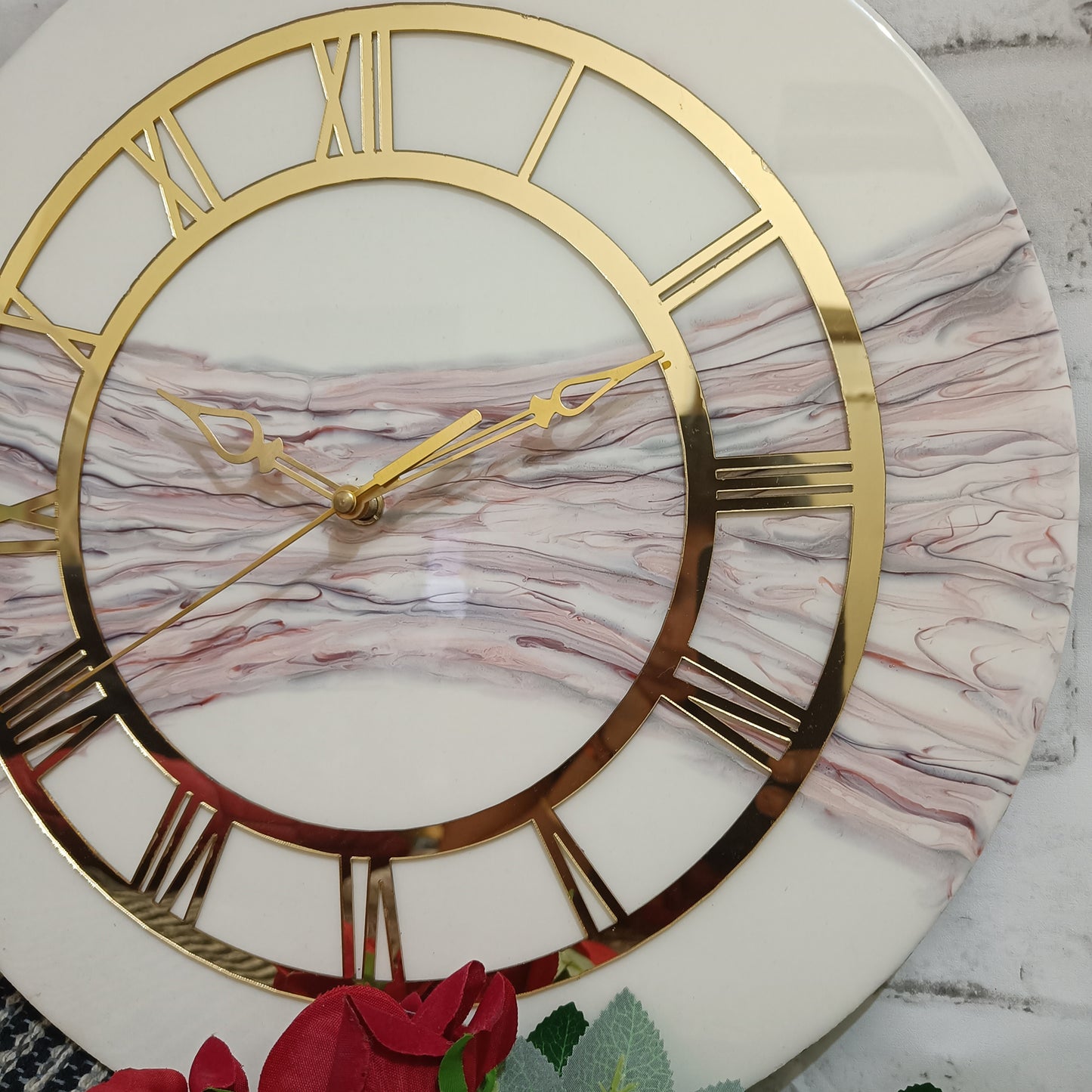 Luxury White & Brown Resin Wall clock