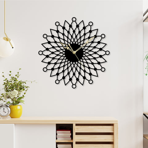 Beautiful Spiral Metal Wall Clock