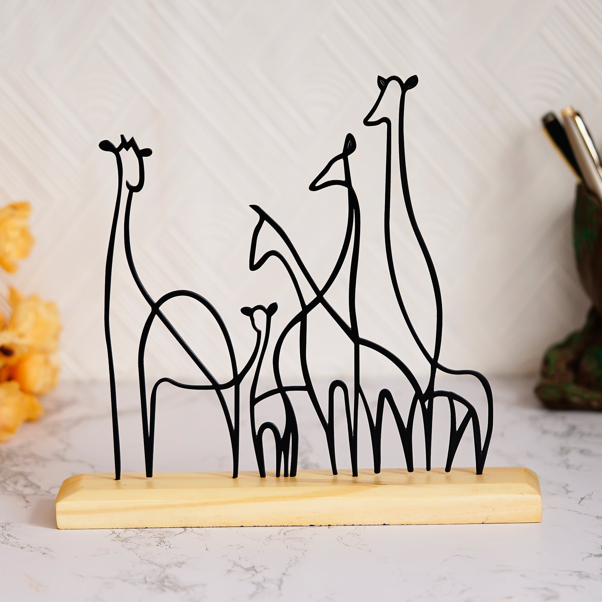 Giraffe Metal Sculpture