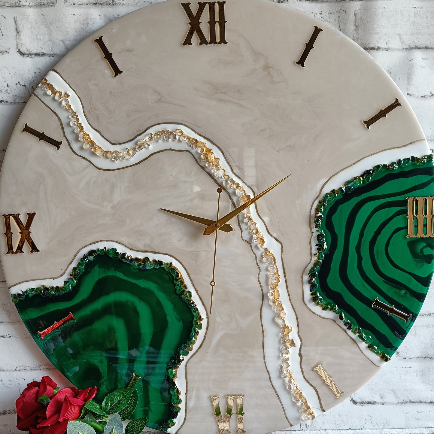 White Beauty Waves Epoxy Resin Wall Clock