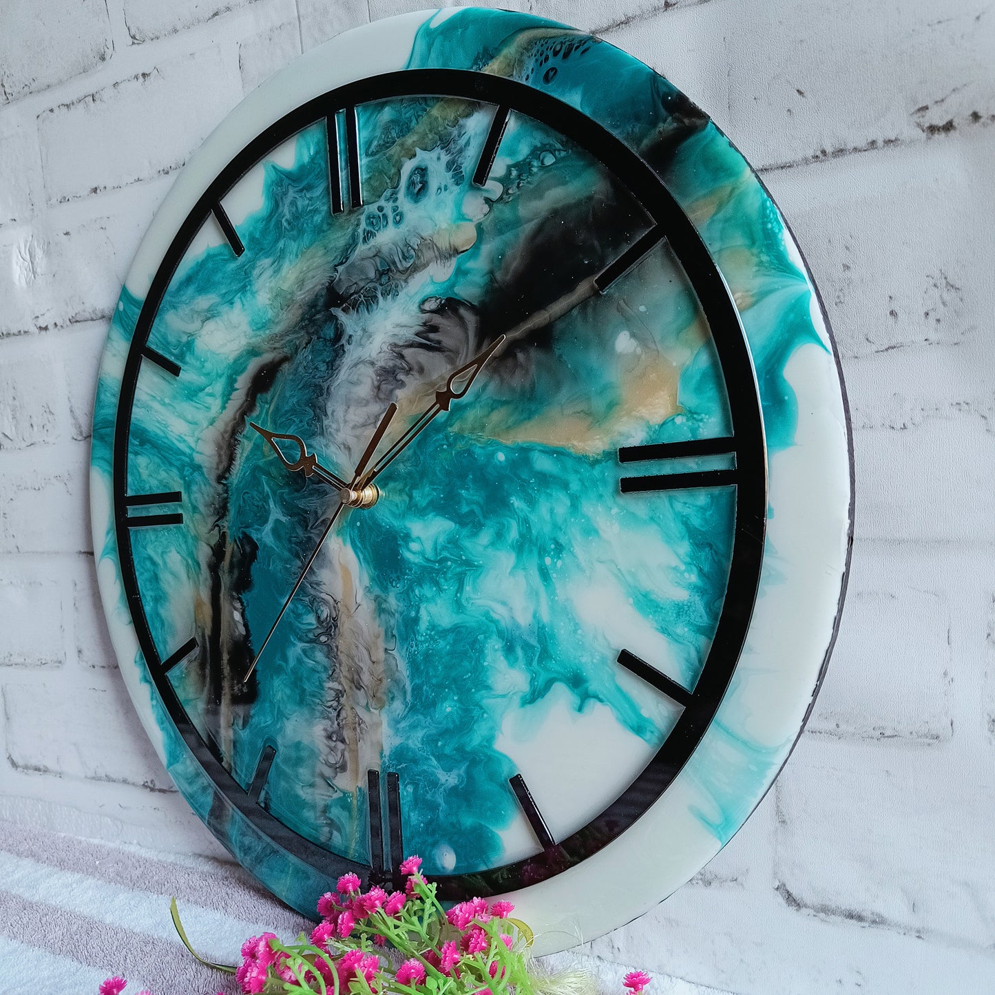 Black Ring Epoxy Resin Wall Clock