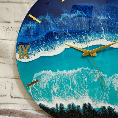 Attractive Light Epoxy Resin Wall Clock