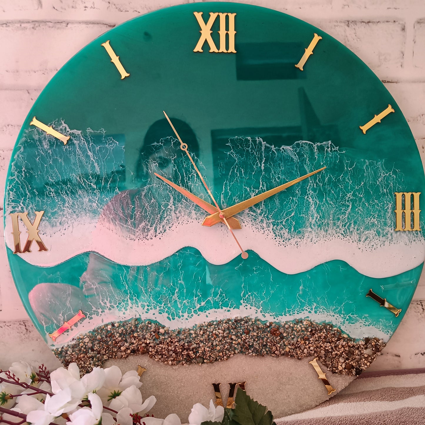 Green Shadow Beach Epoxy Resin Wall Clock