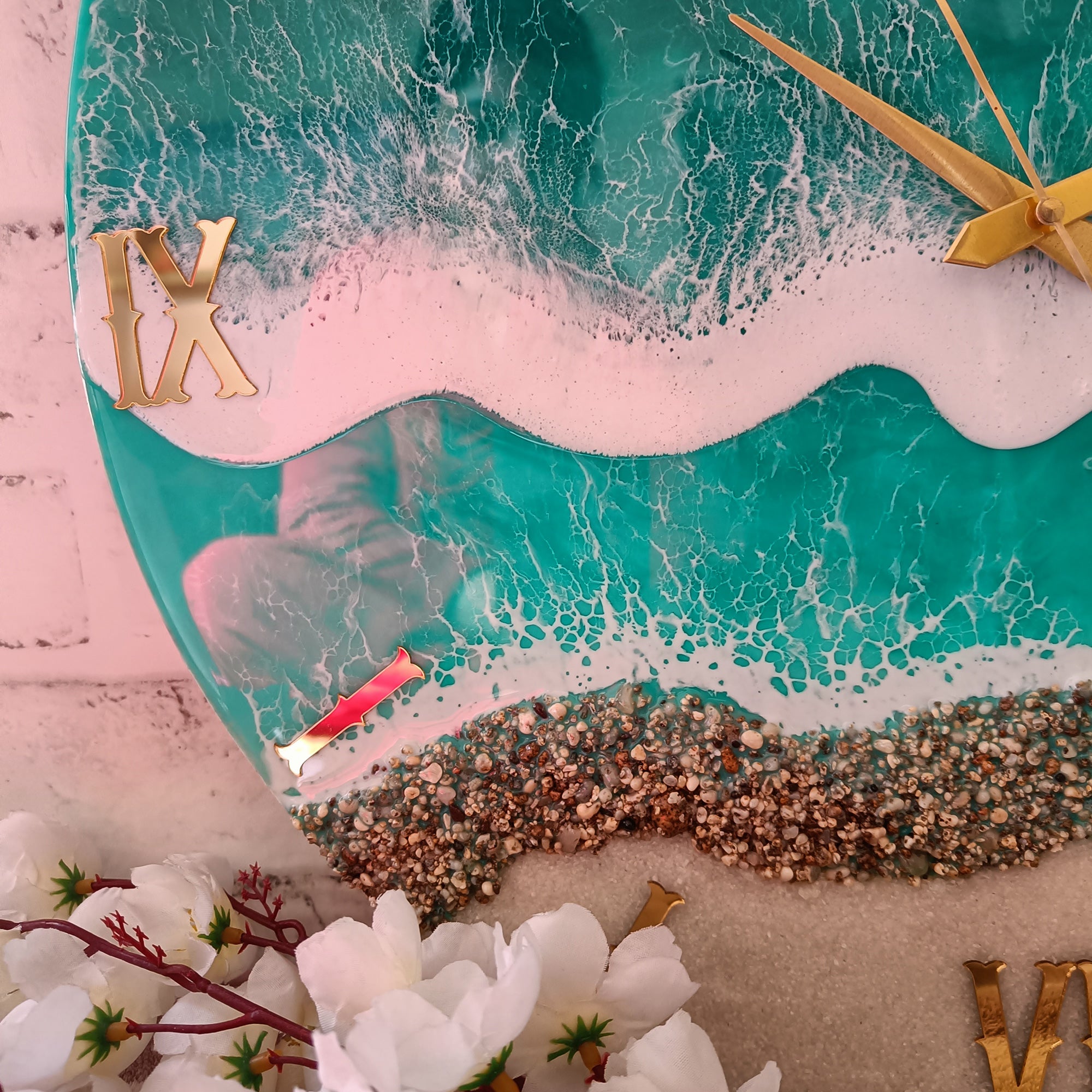 Green Shadow Beach Epoxy Resin Wall Clock