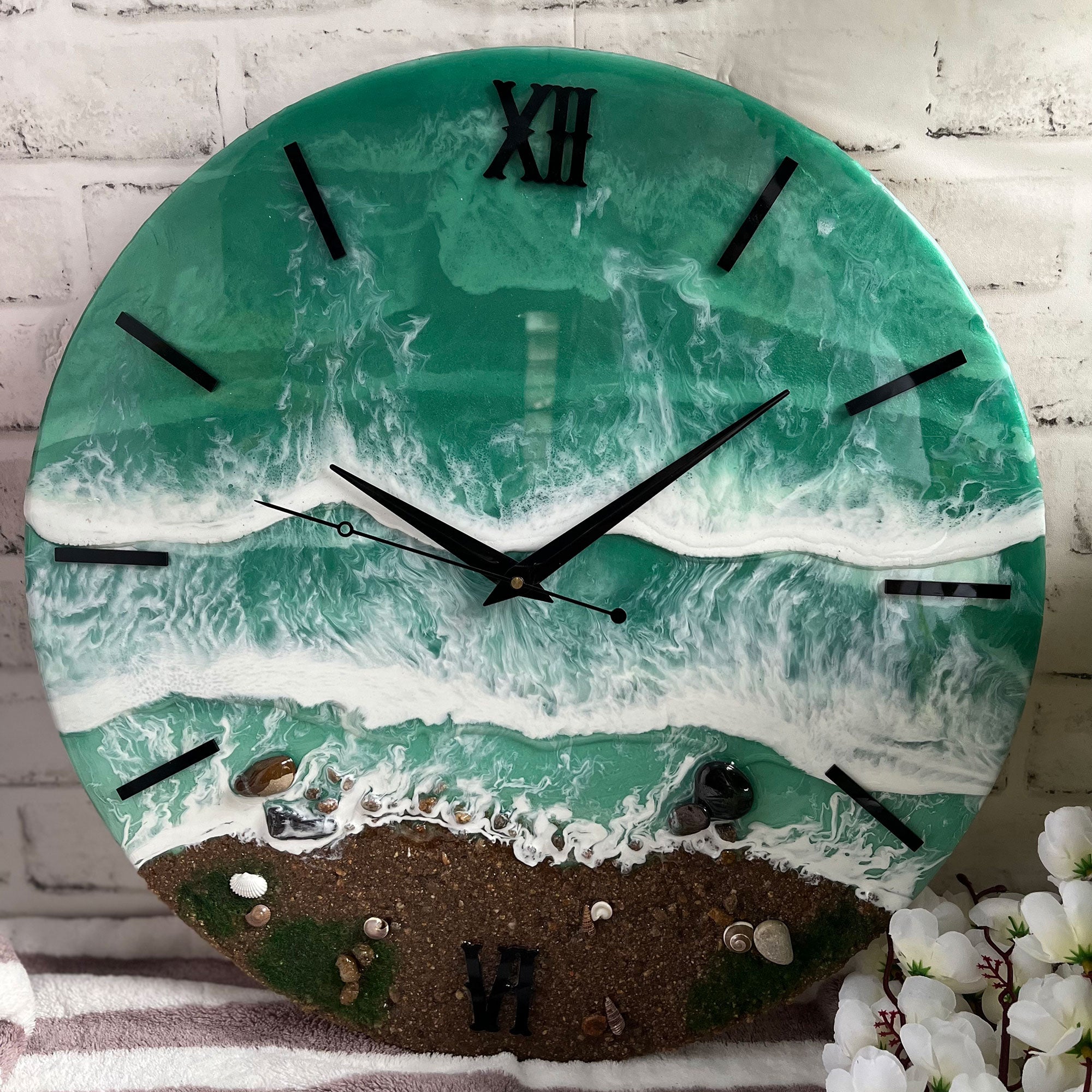 Beach Waves Ocean Resin Wall Clock