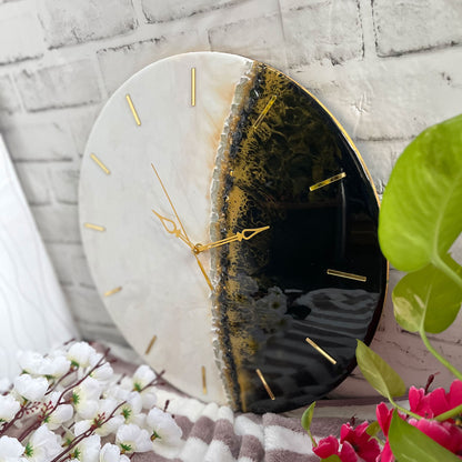 Blacky White Epoxy Resin Wall Clock