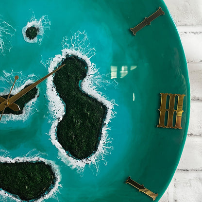 Green Island Epoxy Resin Wall Clock