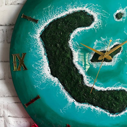 Green Island Epoxy Resin Wall Clock